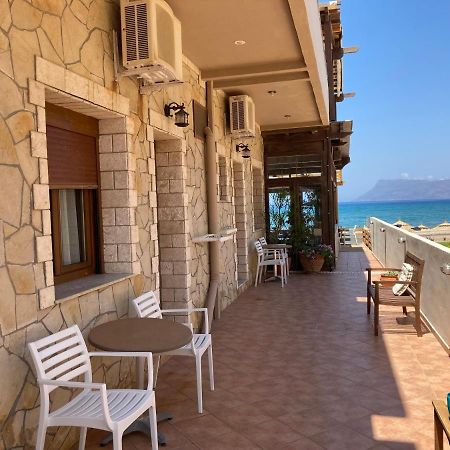 Molos Beach Rooms Kíssamos Exteriör bild