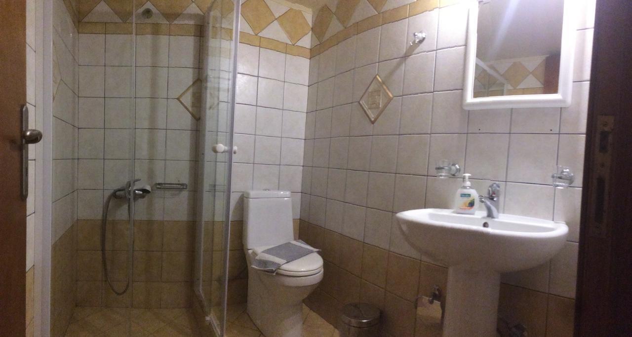 Molos Beach Rooms Kíssamos Exteriör bild